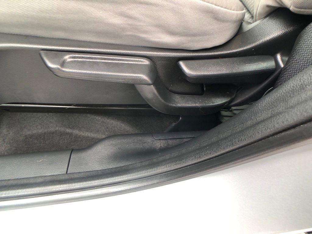 Used 2022 Honda HR-V LX image 21