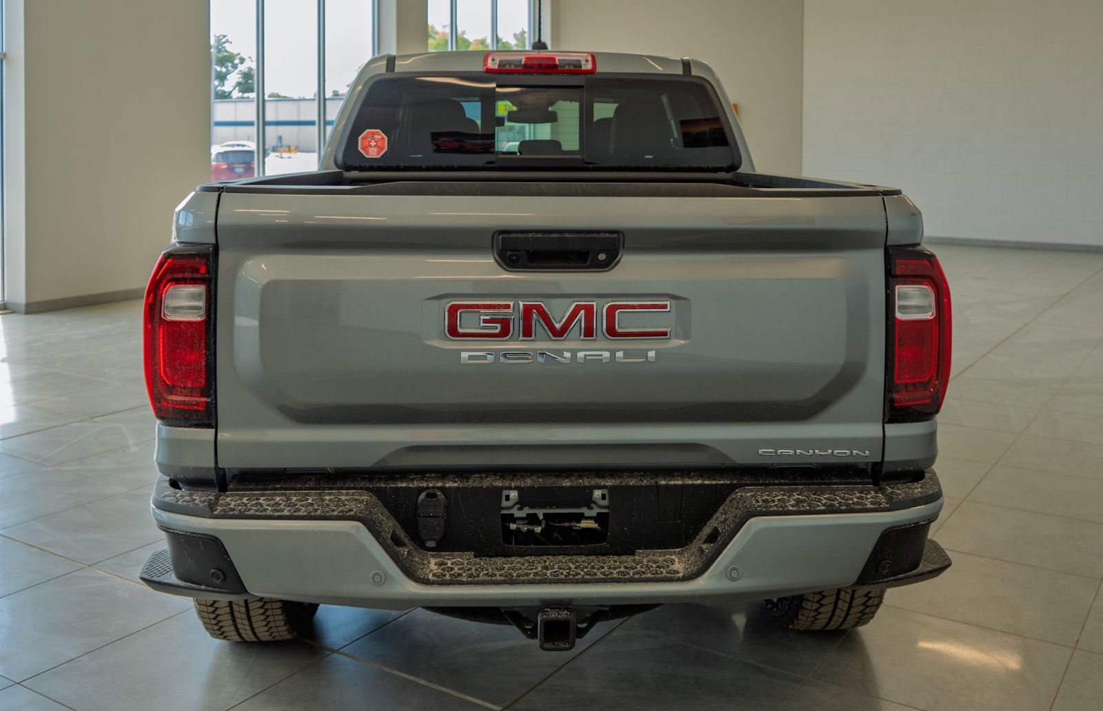 New 2026 GMC Canyon Denali image 6