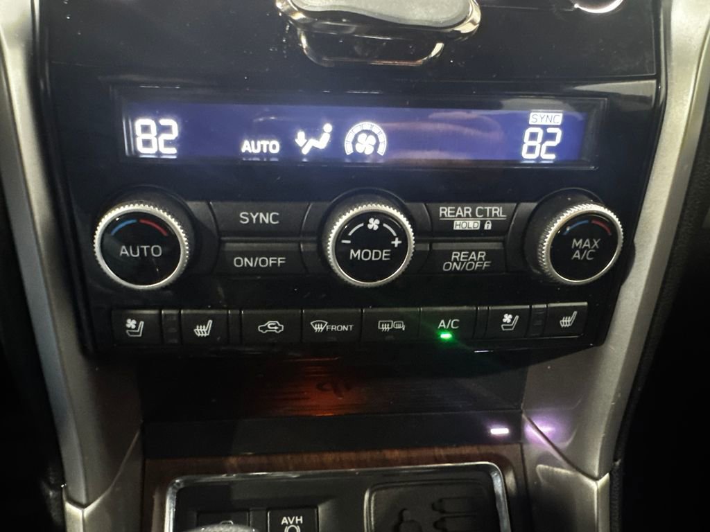 Used 2022 Subaru Ascent Touring AWD/4WD image 31