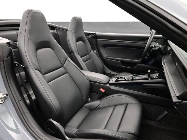 Certified 2024 Porsche 911 Carrera GTS RWD image 13
