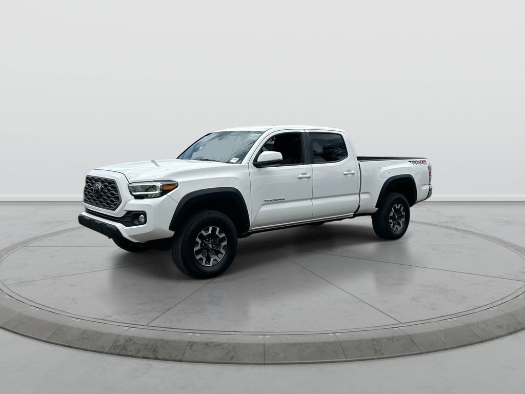 Used 2023 Toyota Tacoma TRD Off-Road AWD/4WD image 4