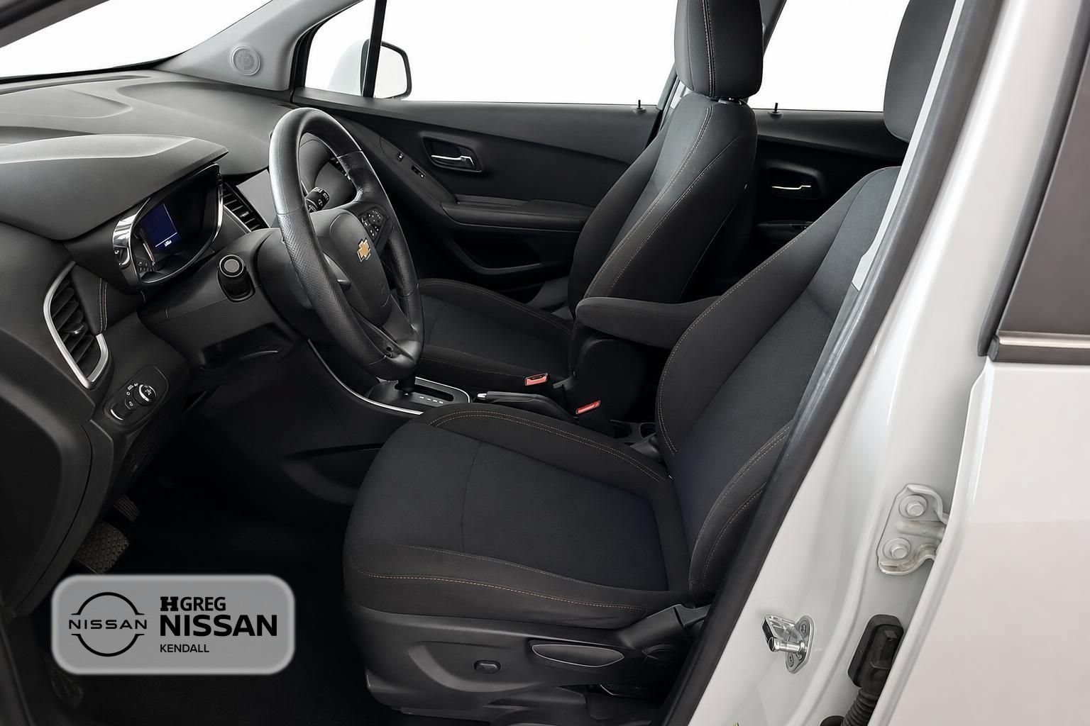 Used 2020 Chevrolet Trax LS FWD image 7