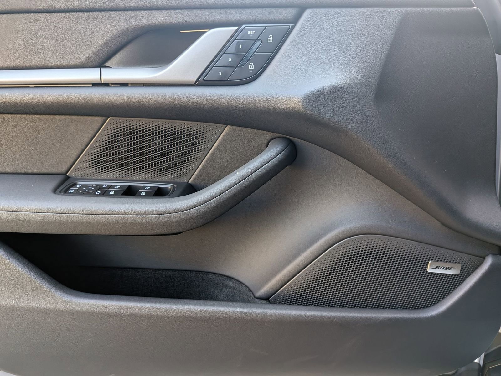 Certified 2026 Porsche Taycan 4S image 13