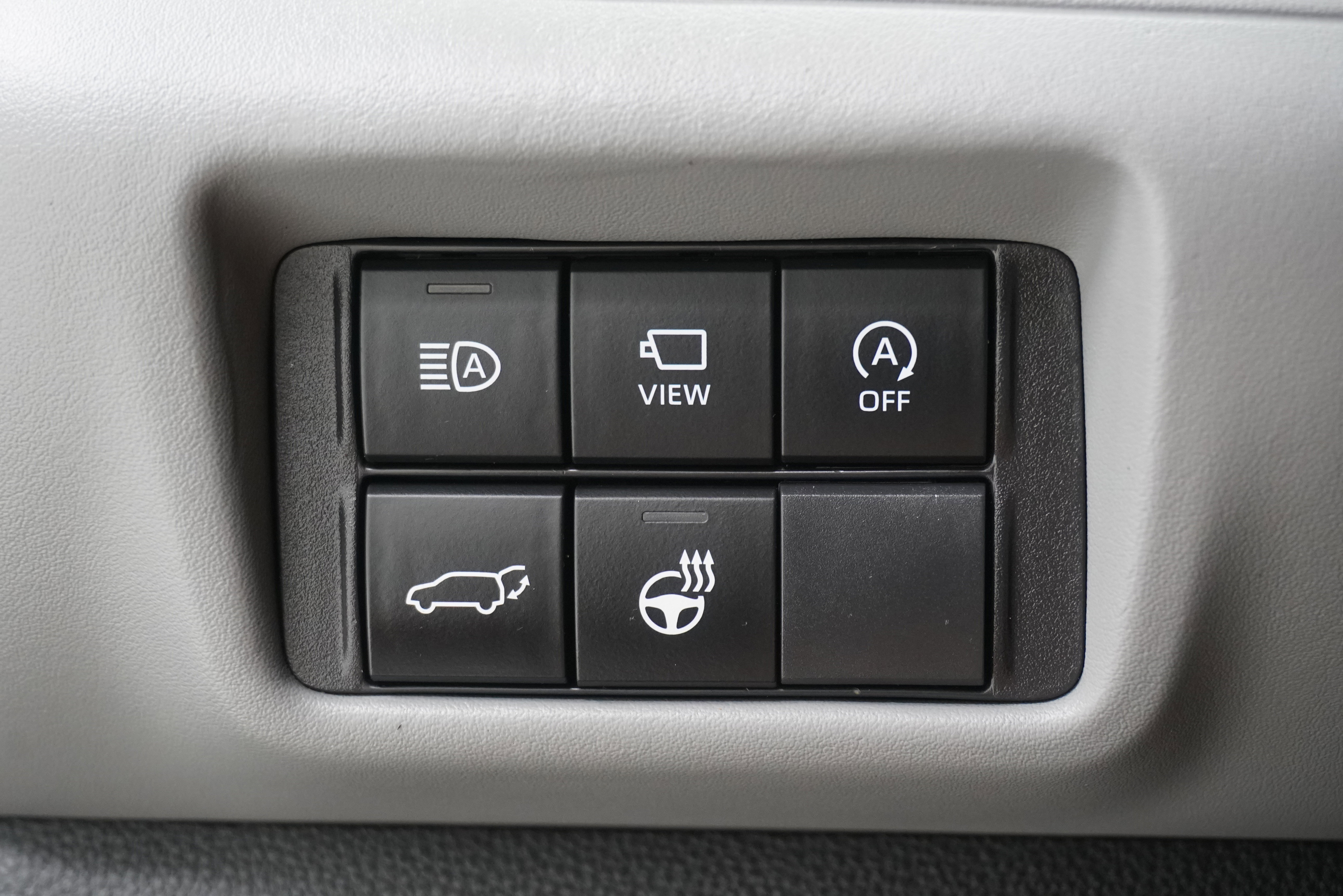 Used 2023 Toyota Highlander Limited FWD image 30