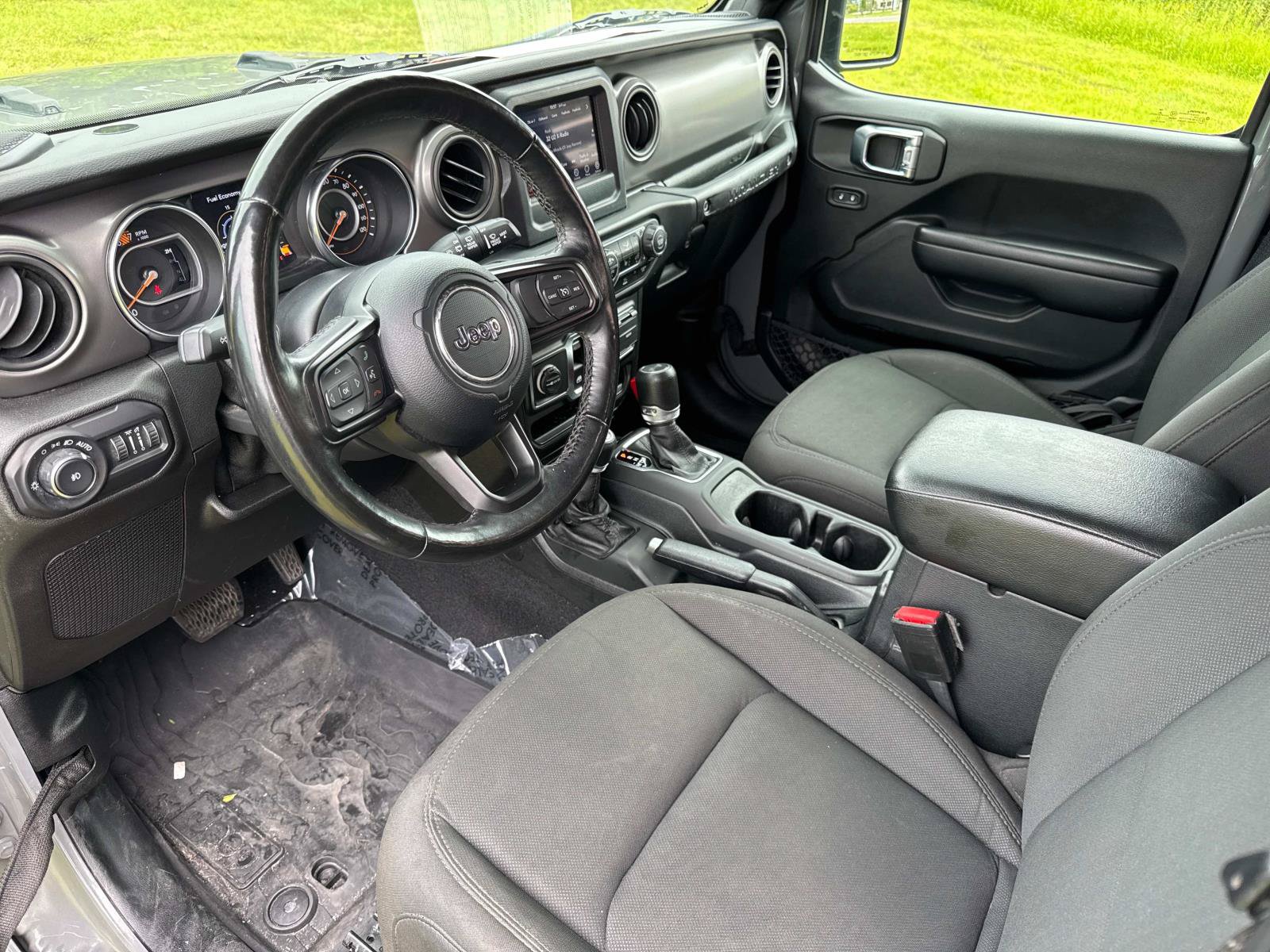 Certified 2021 Jeep Wrangler Sport AWD/4WD image 15