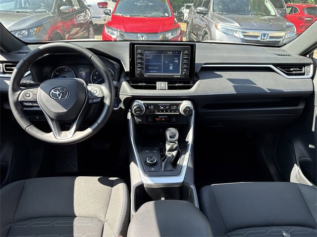 Used 2022 Toyota RAV4 SE w/ SE Grade Weather Package image 9