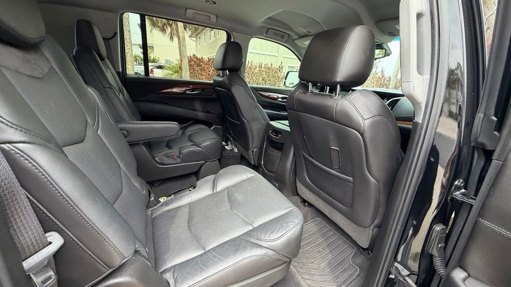 Used 2016 Cadillac Escalade ESV 2WD image 14