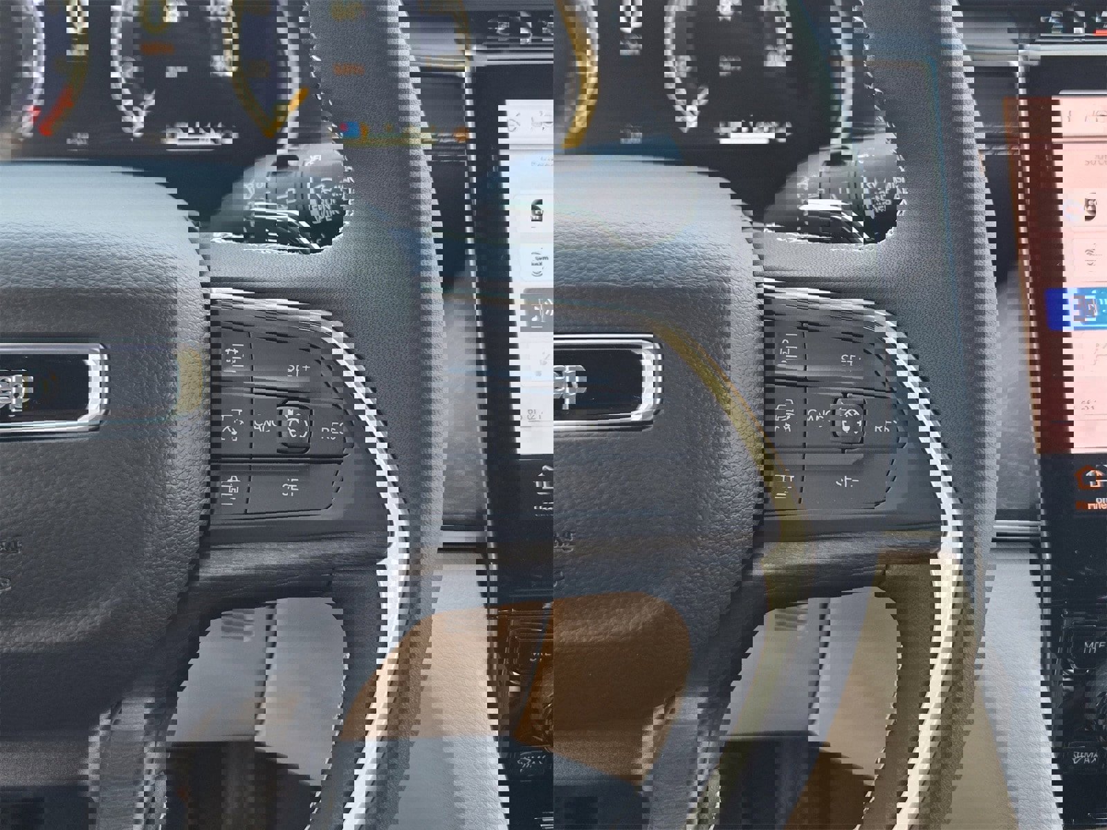 New 2025 Jeep Grand Cherokee L Limited w/ Luxury Tech Group II image 27