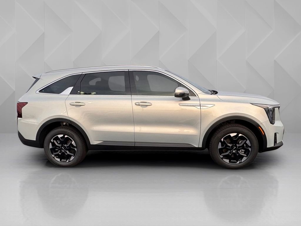 New 2026 Kia Sorento S w/ S Panoramic Sunroof Package image 4