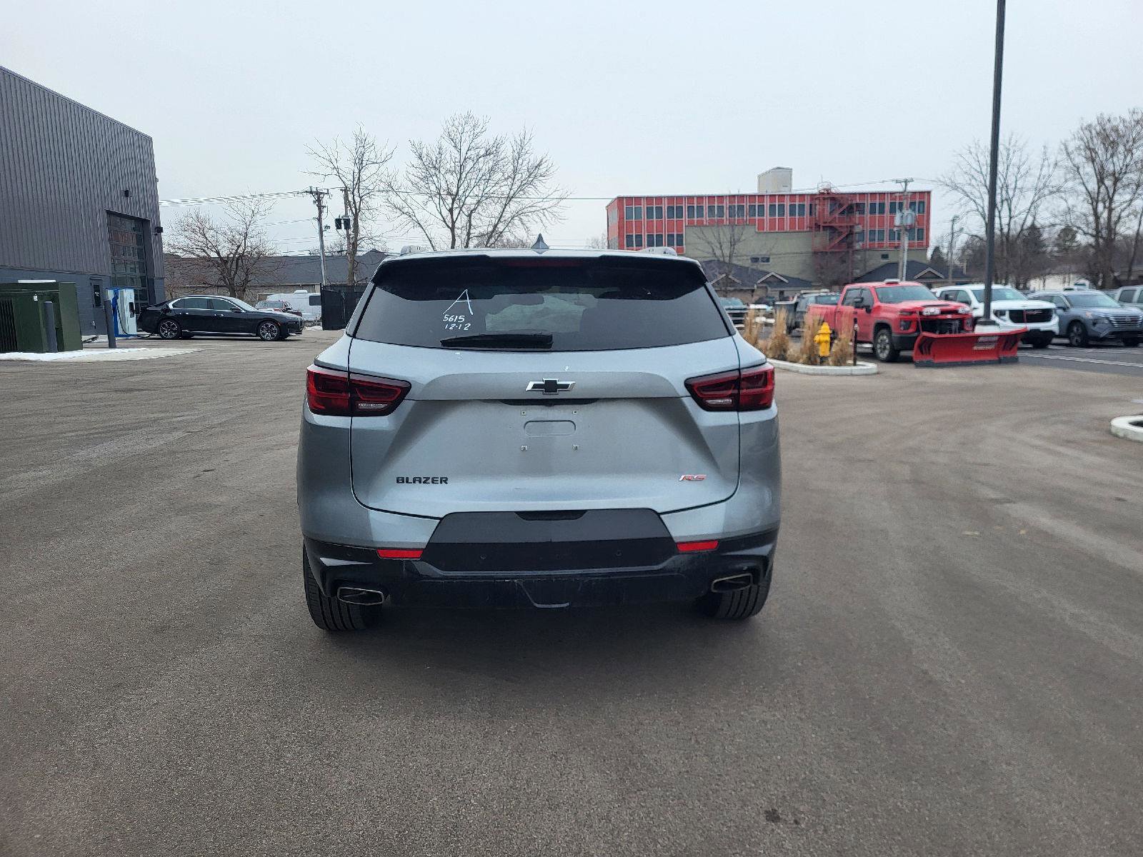 Used 2025 Chevrolet Blazer RS w/ Enhanced Convenience Package image 4