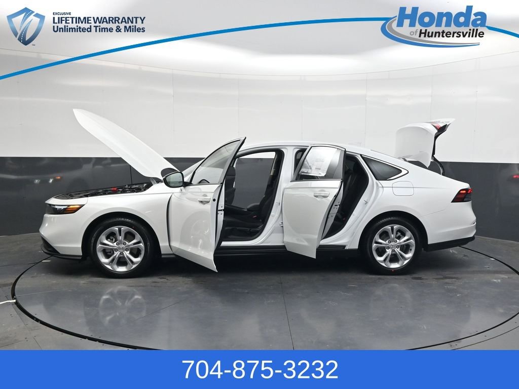 New 2026 Honda Accord LX image 40