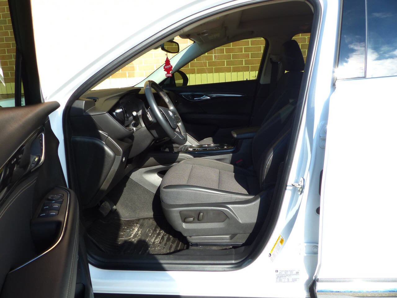 Used 2022 Buick Envision Preferred AWD/4WD image 20