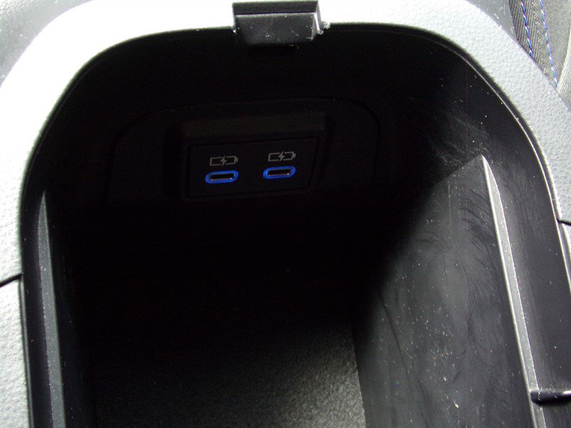 Used 2022 Toyota RAV4 SE image 44