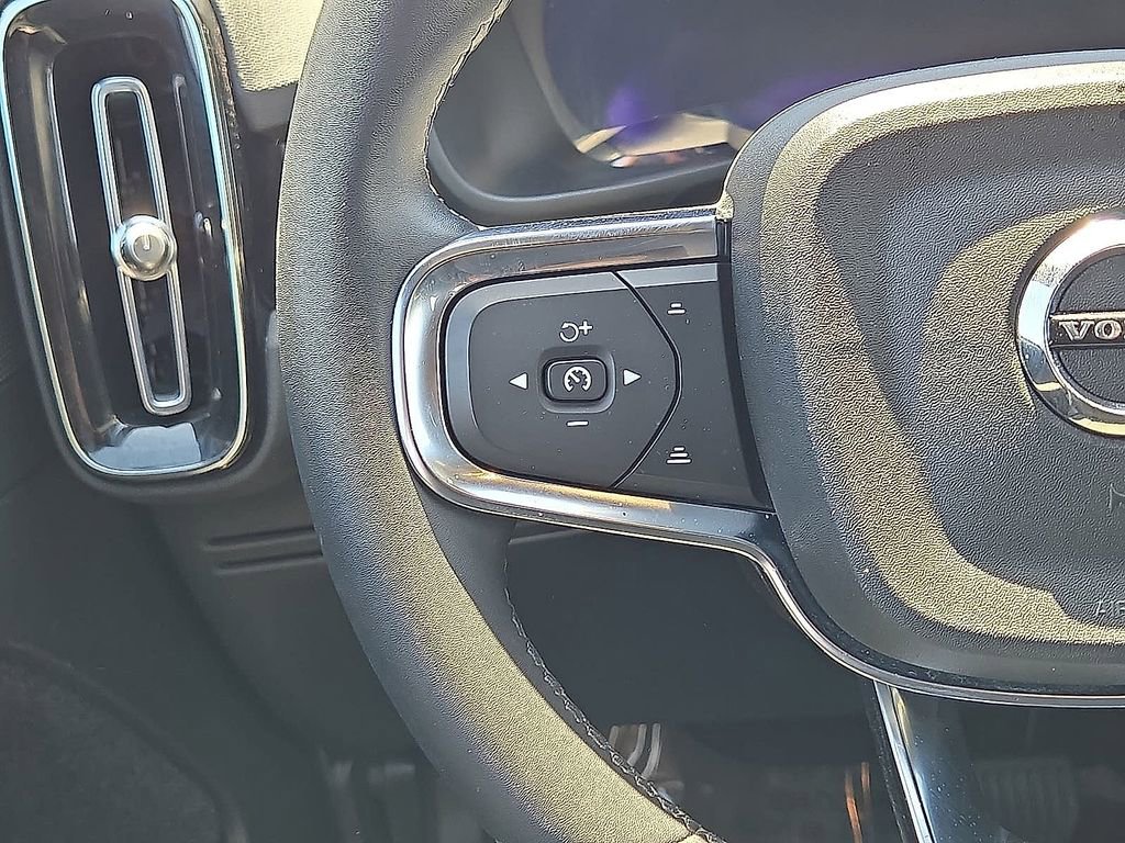 Certified 2023 Volvo XC40 Recharge Plus AWD/4WD image 19