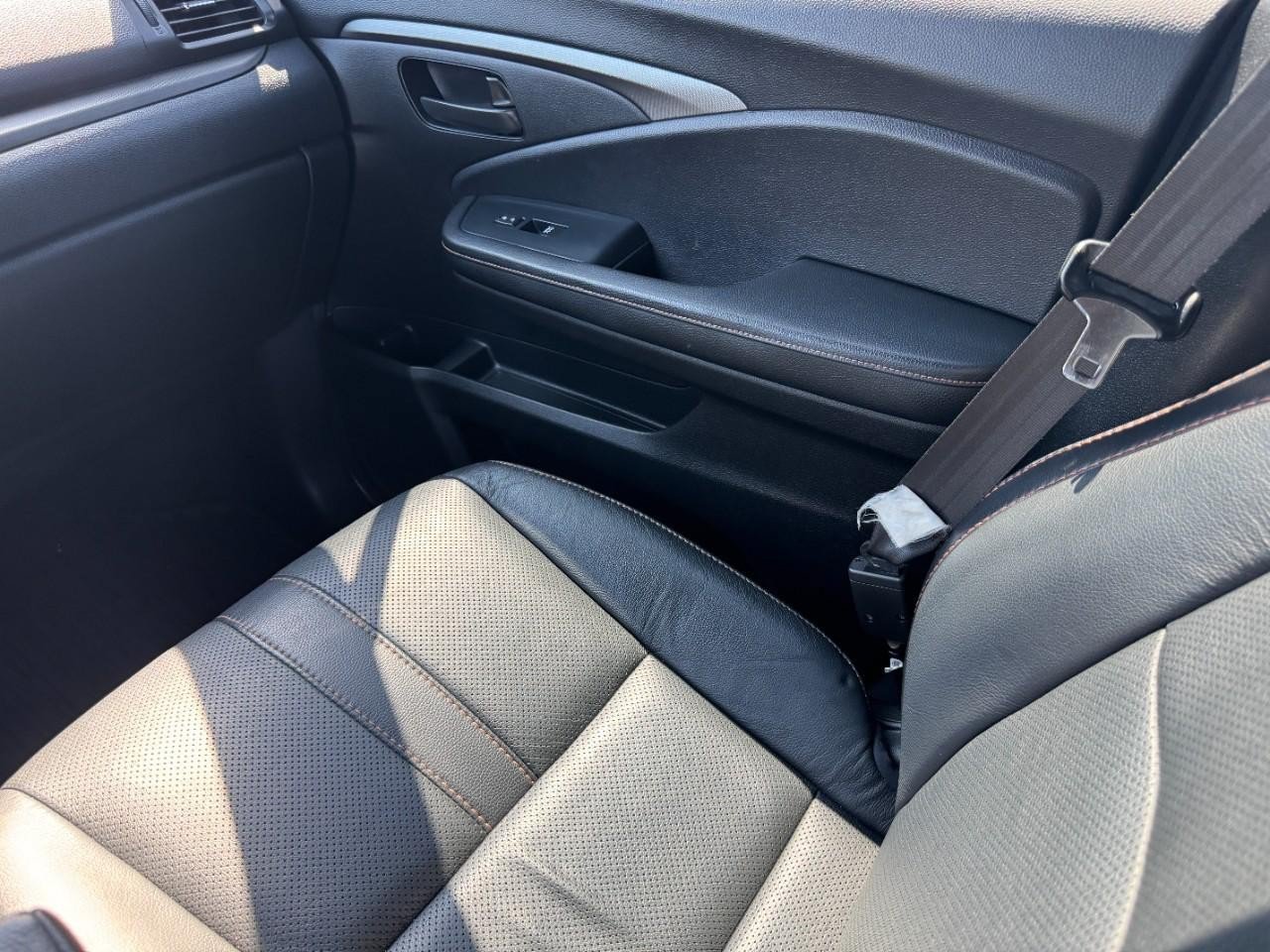 Certified 2023 Honda Passport TrailSport image 18
