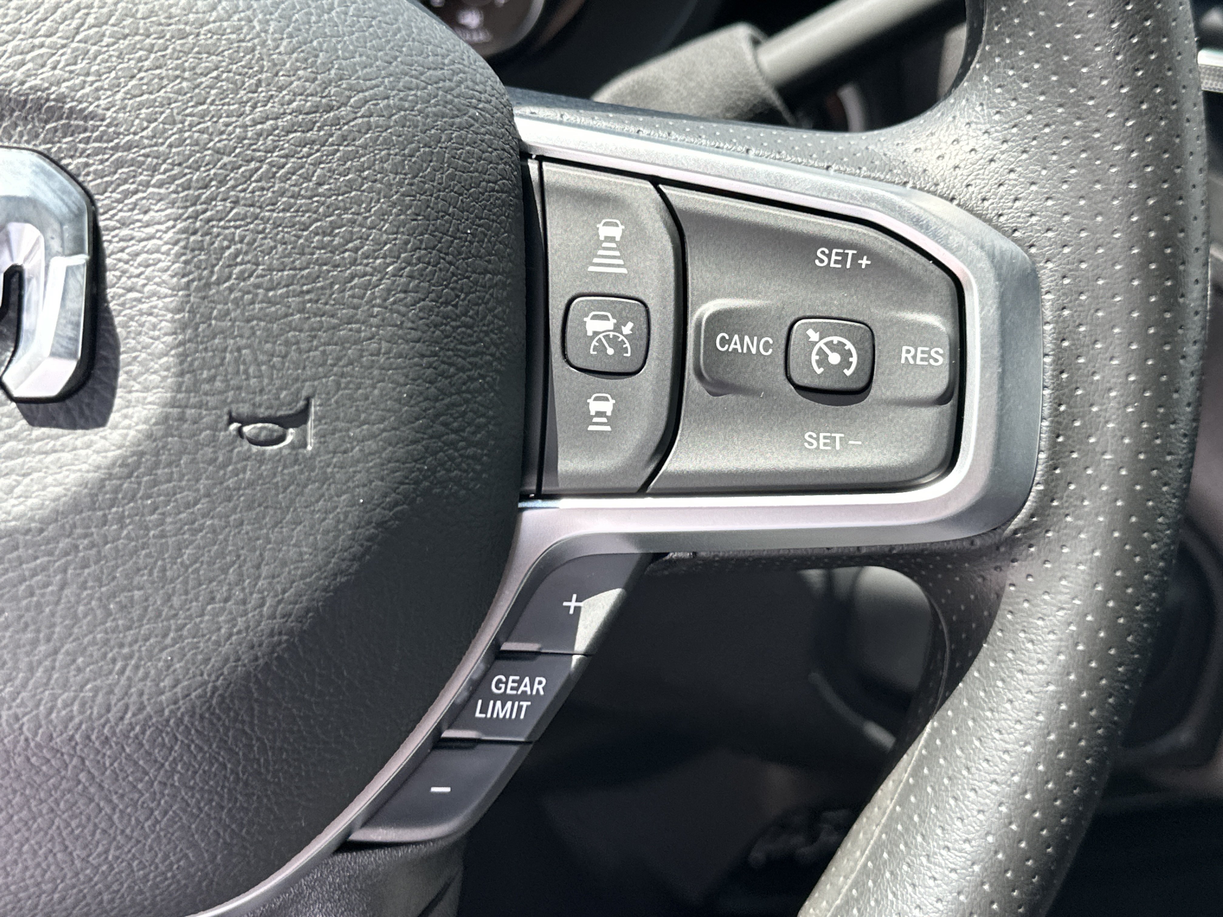 New 2026 RAM 3500 Tradesman AWD/4WD image 10