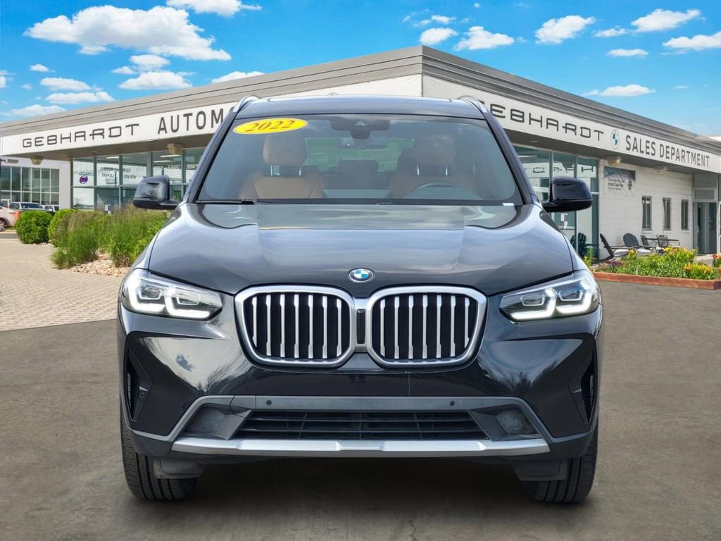 Used 2022 BMW X3 xDrive30i w/ Premium Package 2 (ZPA) video 2