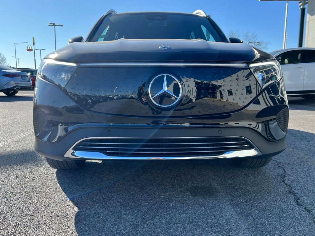 Certified 2024 Mercedes-Benz EQB 300 4MATIC image 2