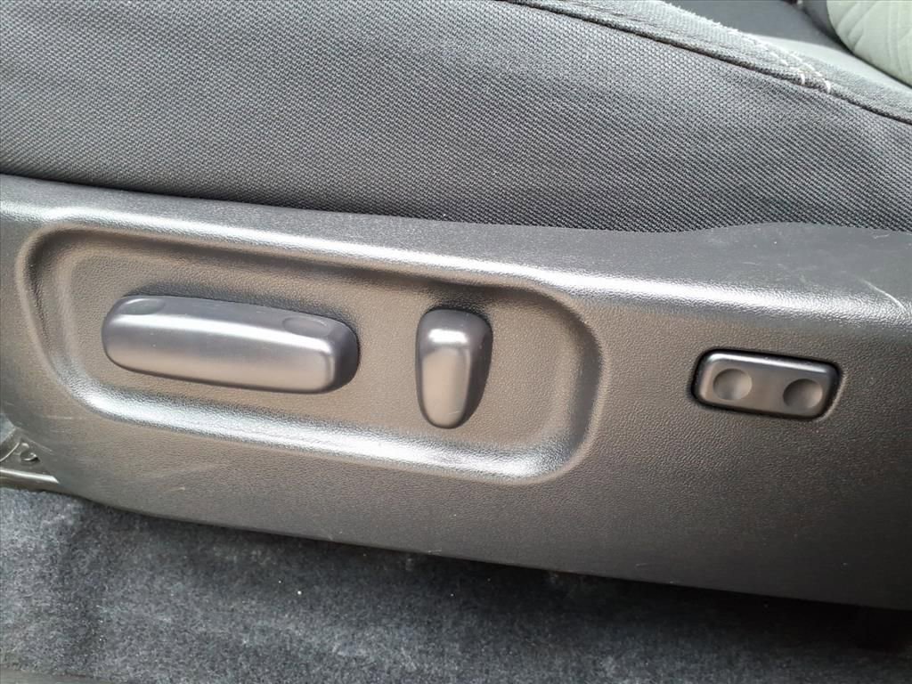 Used 2021 Toyota Tacoma TRD Off-Road w/ Technology Package image 16