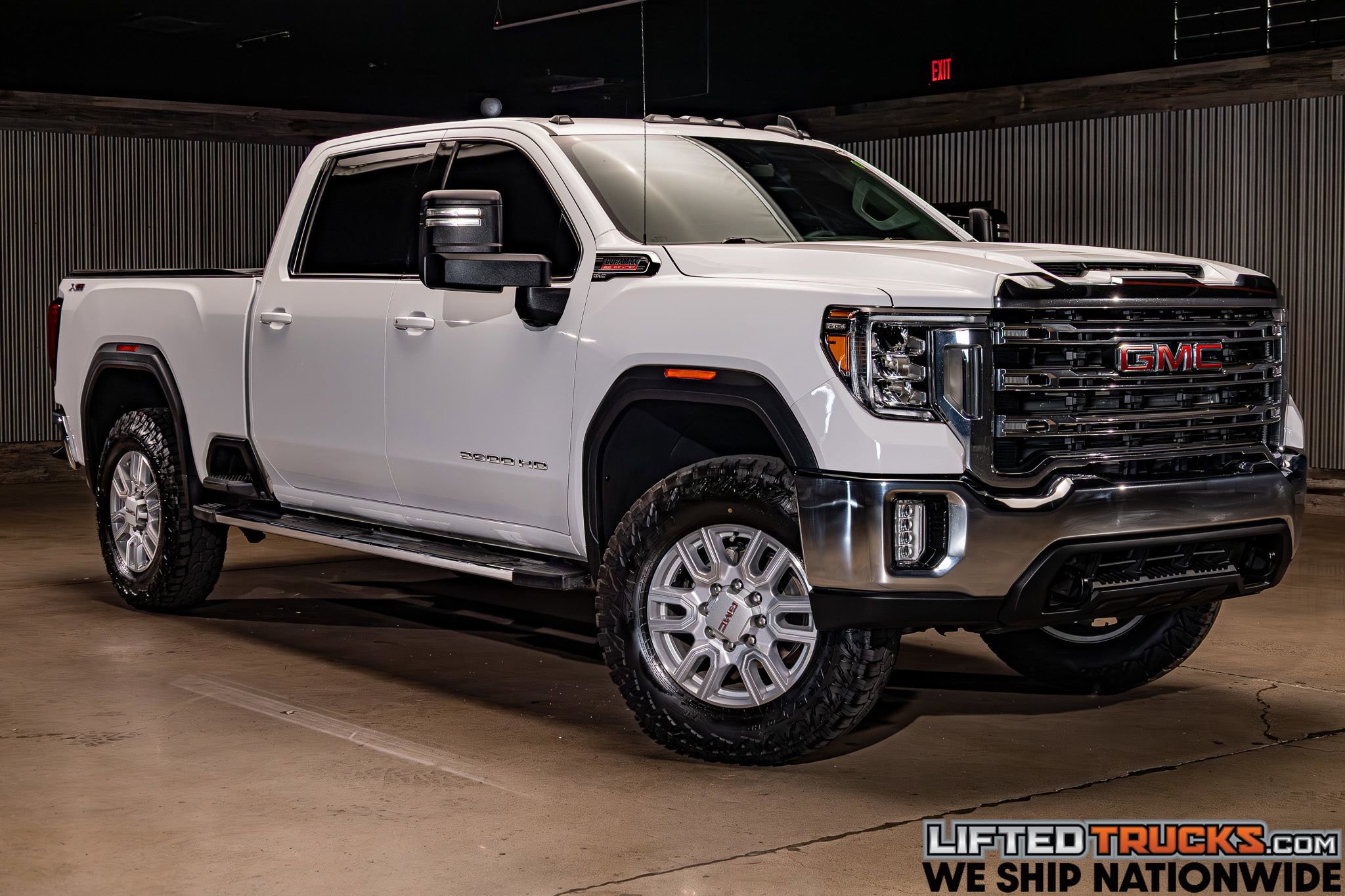 Used 2022 GMC Sierra 3500 SLE w/ SLE Value Package AWD/4WD image 1