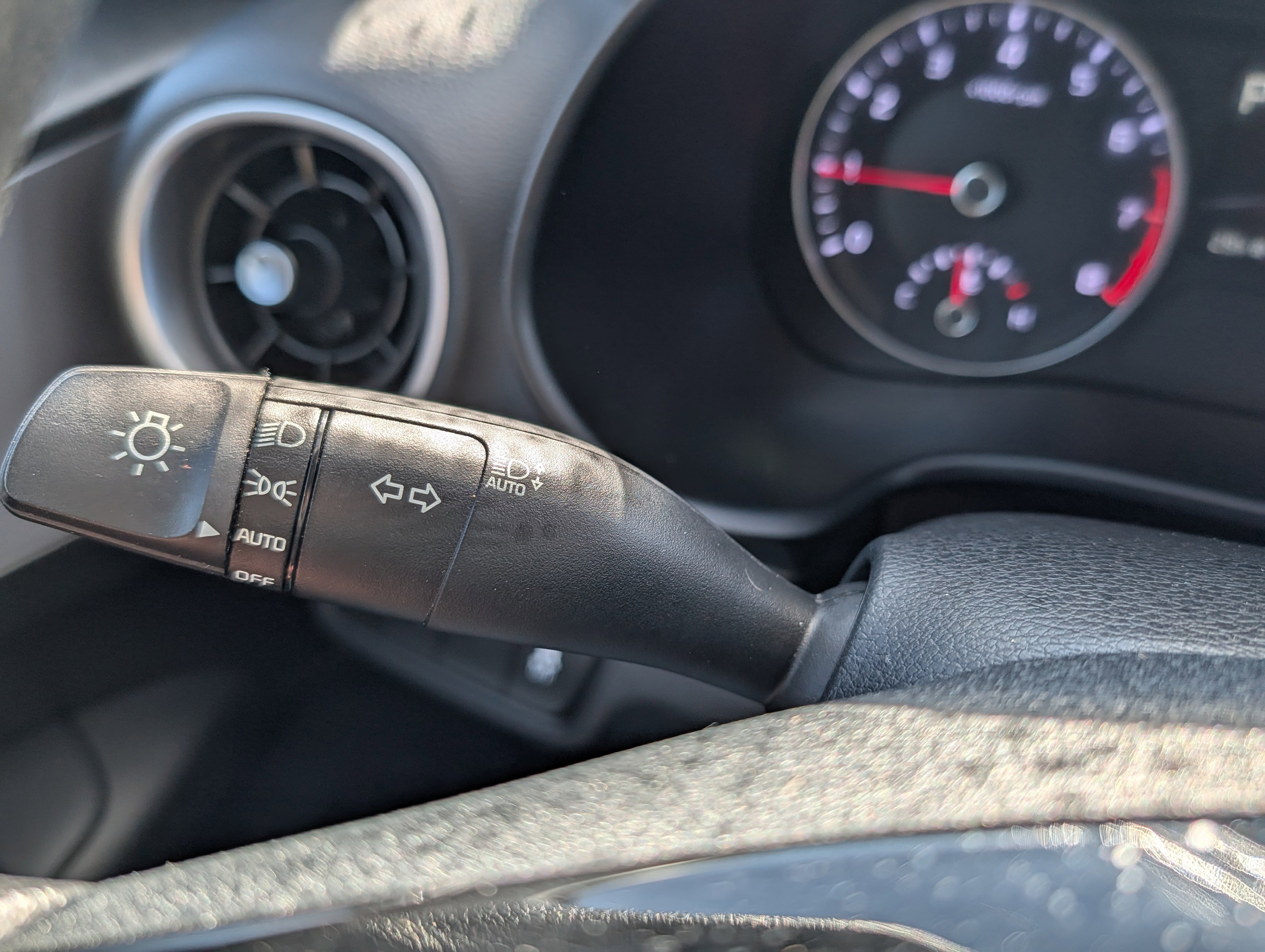 Used 2023 Kia Forte LXS FWD image 25