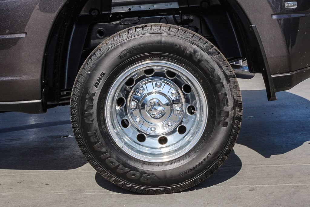 New 2026 RAM 3500 Laramie AWD/4WD image 12
