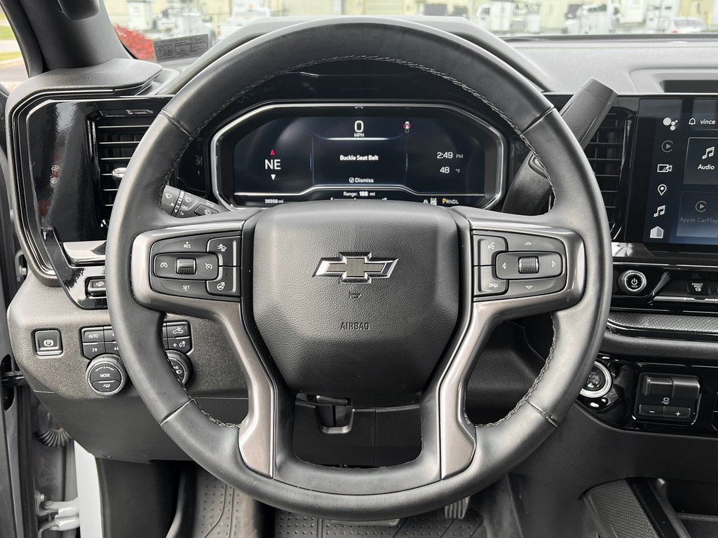 Used 2024 Chevrolet Silverado 2500 ZR2 w/ Technology Package image 26