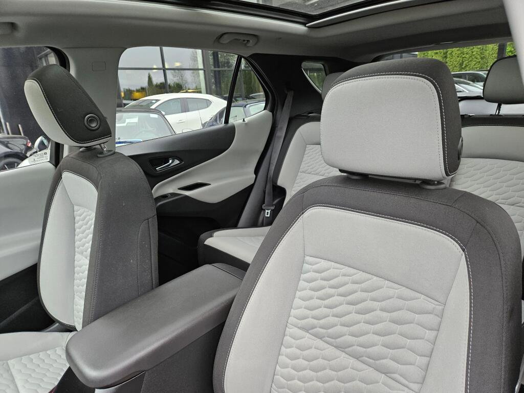 Used 2019 Chevrolet Equinox LT w/ LT True North Edition AWD/4WD image 15