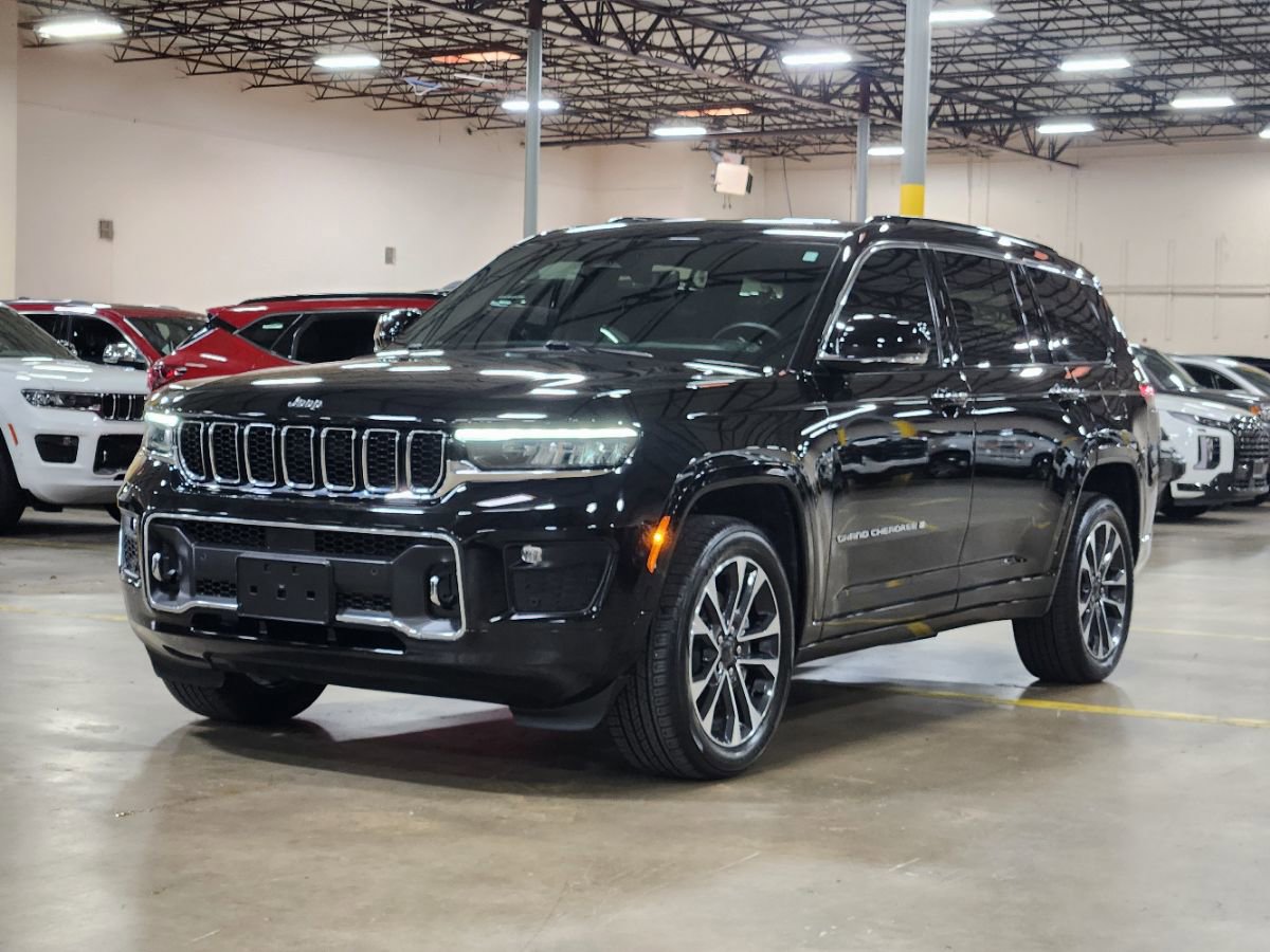 Used 2021 Jeep Grand Cherokee L Overland w/ Luxury Tech Group IV AWD/4WD image 3