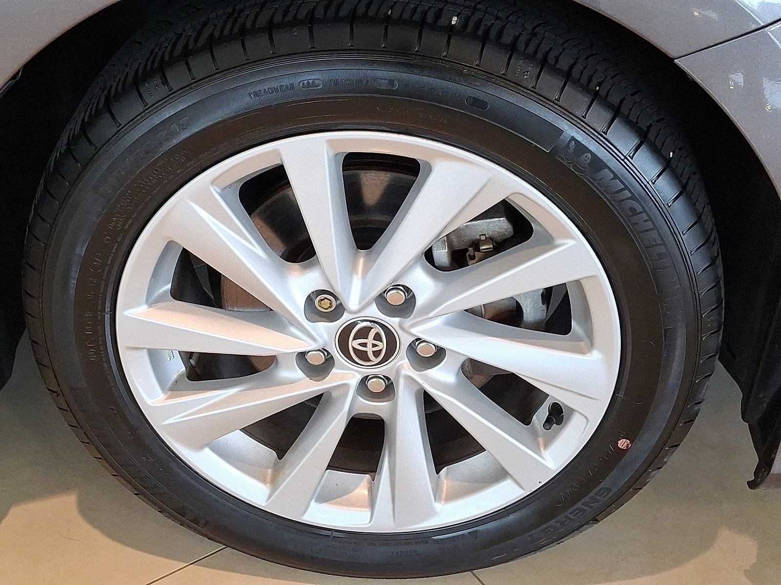 Used 2022 Toyota Camry LE AWD/4WD image 10