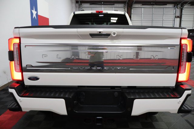 Used 2024 Ford F350 Platinum w/ FX4 Off-Road Package AWD/4WD image 32