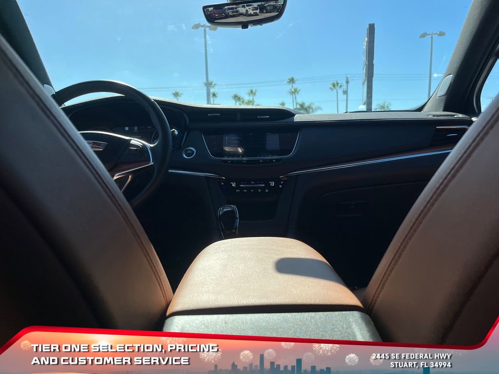 Used 2024 Cadillac XT5 Premium Luxury w/ Technology Package image 15