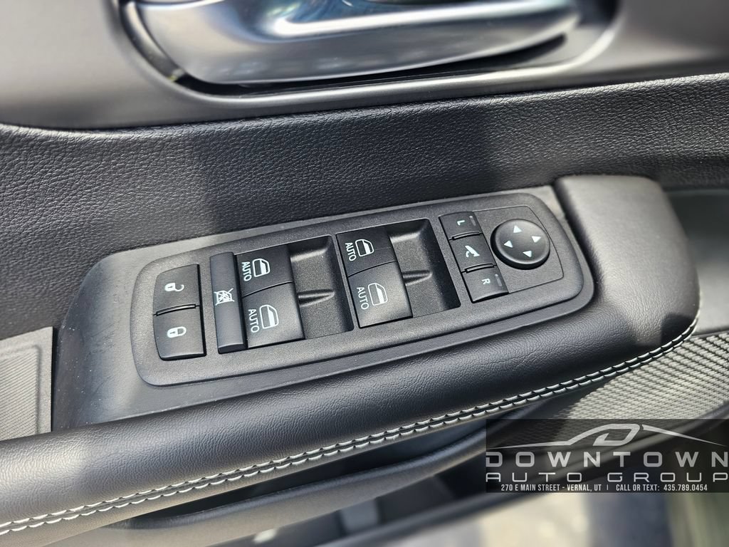 New 2027 Chrysler Pacifica Limited AWD/4WD image 20