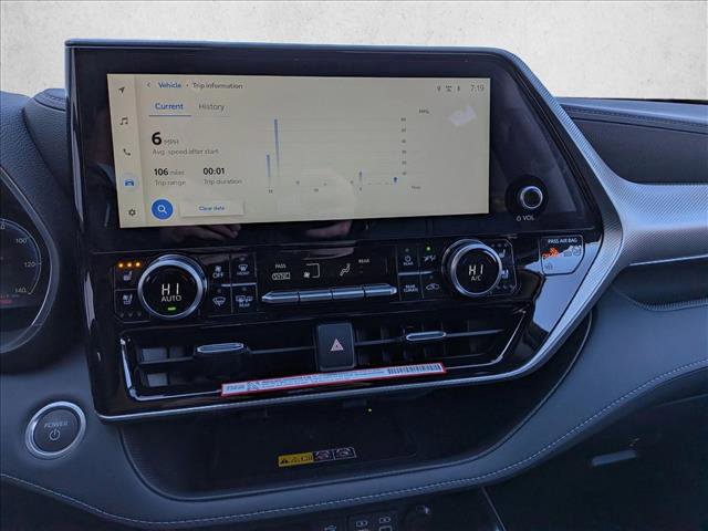 New 2026 Toyota Highlander Platinum image 12