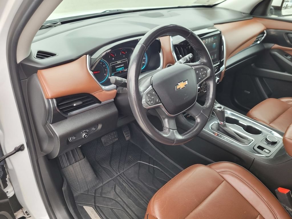 Used 2019 Chevrolet Traverse High Country w/ LPO, Floor Liner Package AWD/4WD image 15