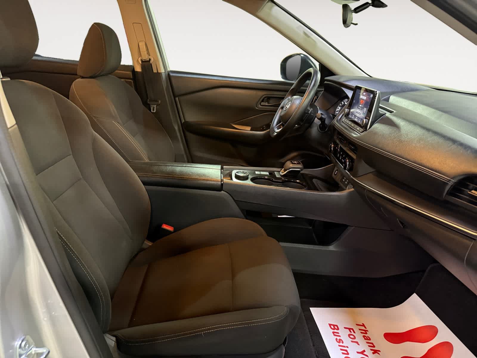 Used 2024 Nissan Rogue S AWD/4WD image 22