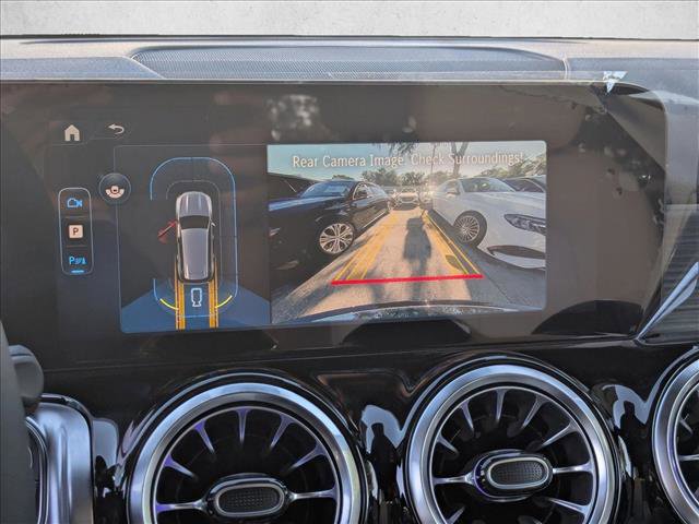New 2026 Mercedes-Benz GLB 250 image 12