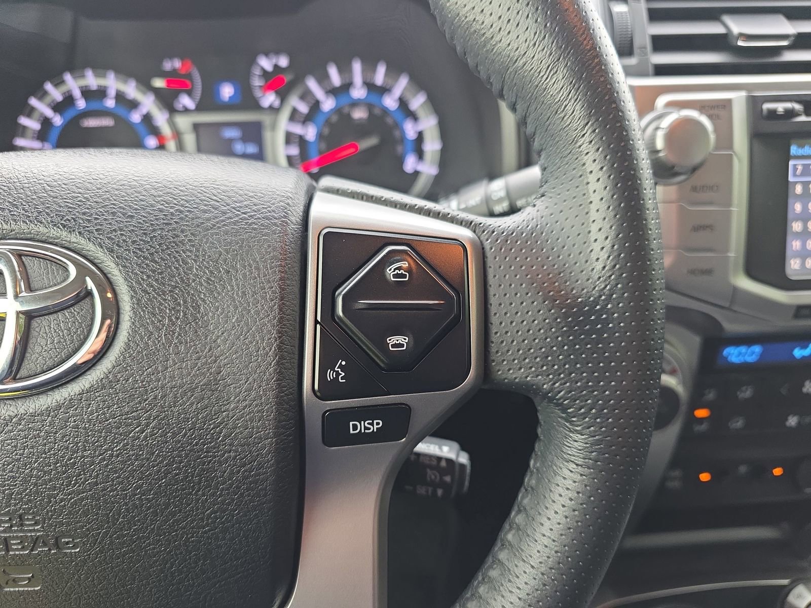 Used 2019 Toyota 4Runner Limited AWD/4WD image 17