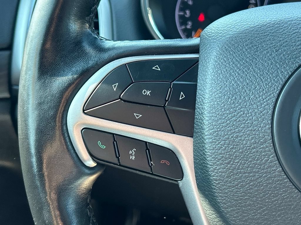Used 2021 Jeep Grand Cherokee Laredo X AWD/4WD image 20