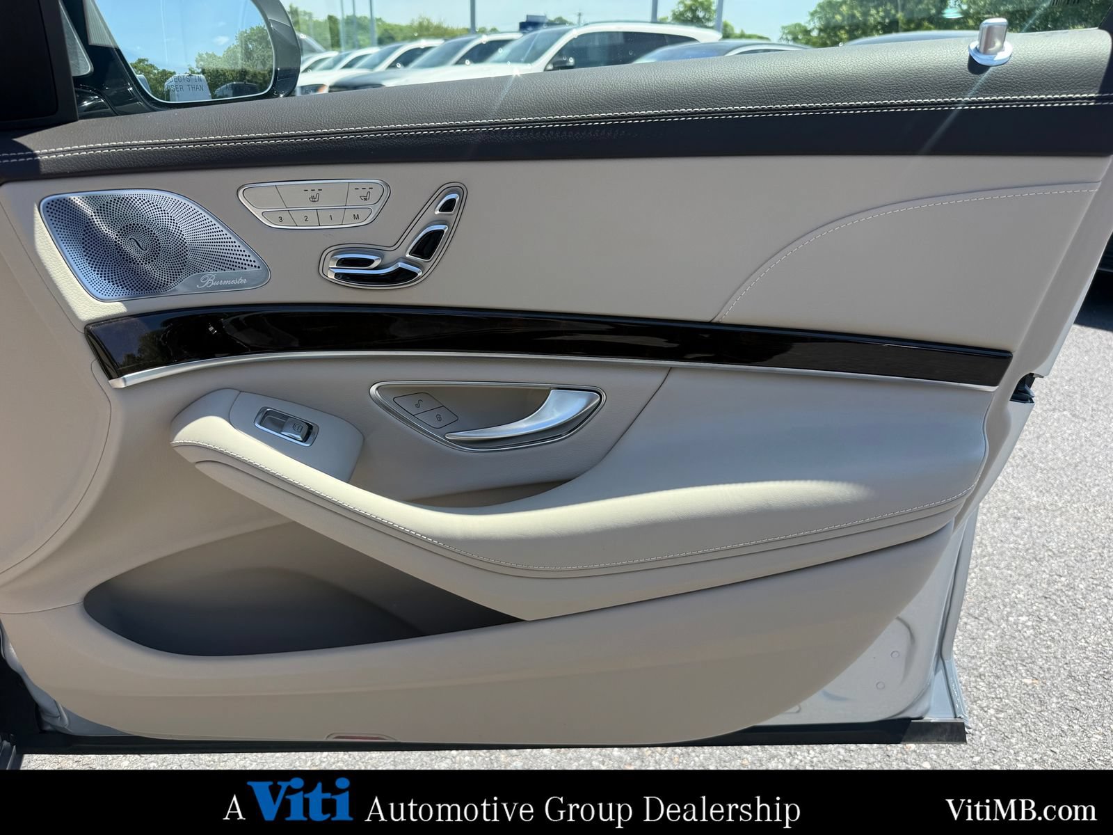 Used 2019 Mercedes-Benz S 560 Sedan image 29