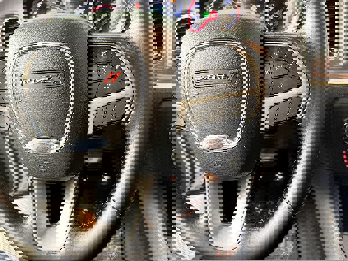 Used 2019 Dodge Charger SXT w/ Leather Interior Group RWD image 27