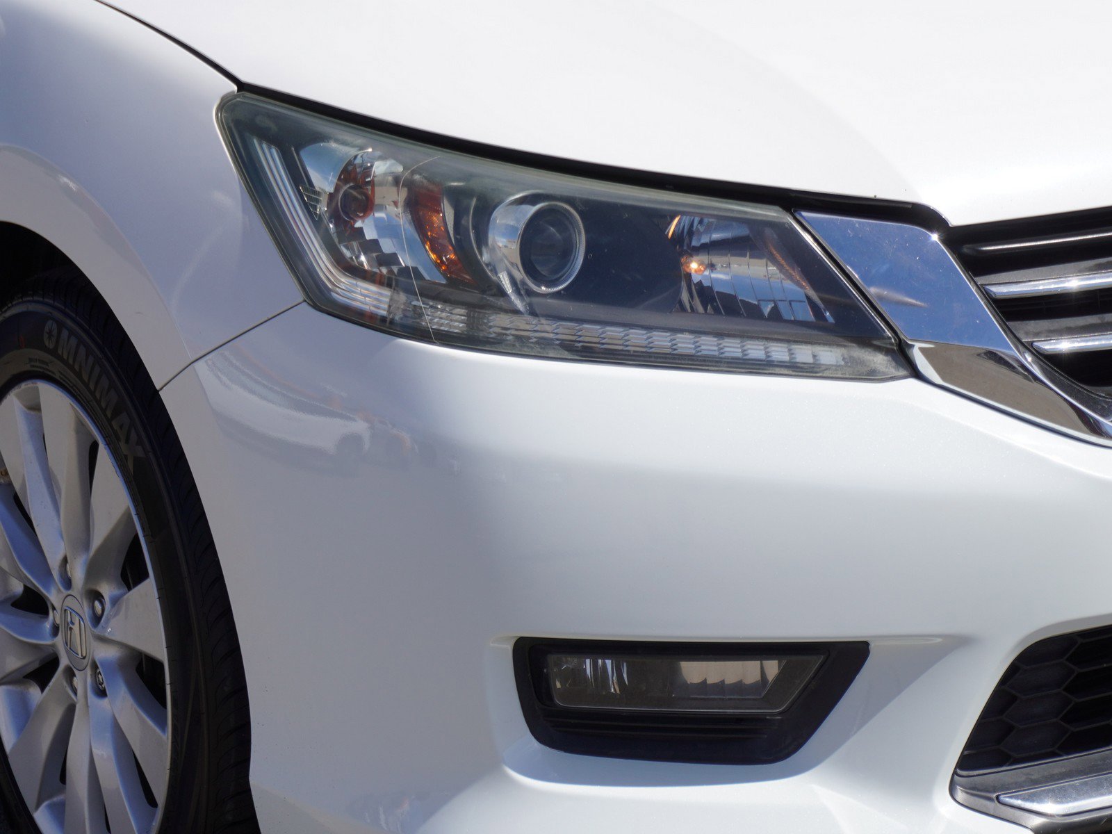 Used 2015 Honda Accord EX-L image 3