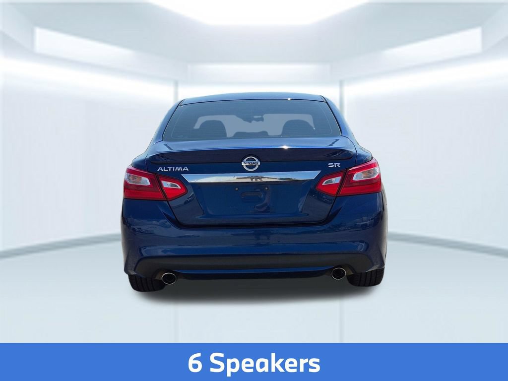 Used 2016 Nissan Altima 2.5 SR w/ LED Appearance Package FWD image 5