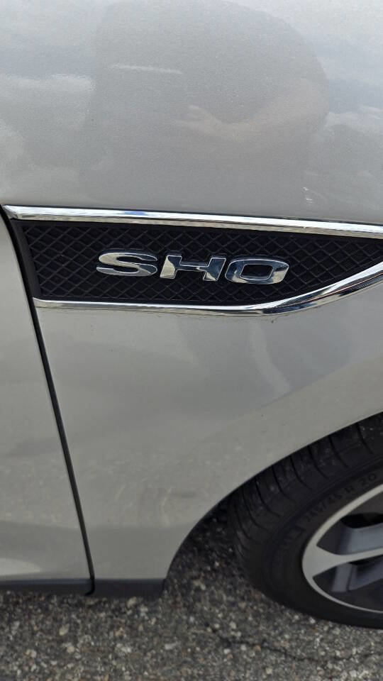 Used 2015 Ford Taurus SHO w/ Equipment Group 401A AWD/4WD image 36