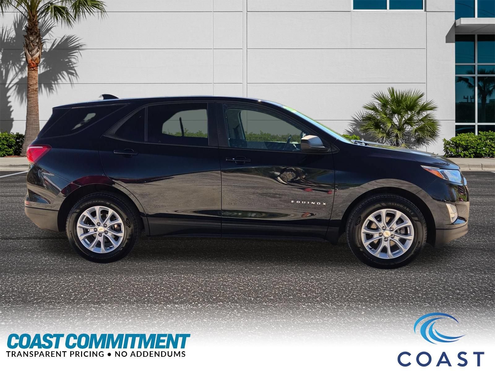 Used 2020 Chevrolet Equinox LS w/ LS Convenience Package FWD image 5