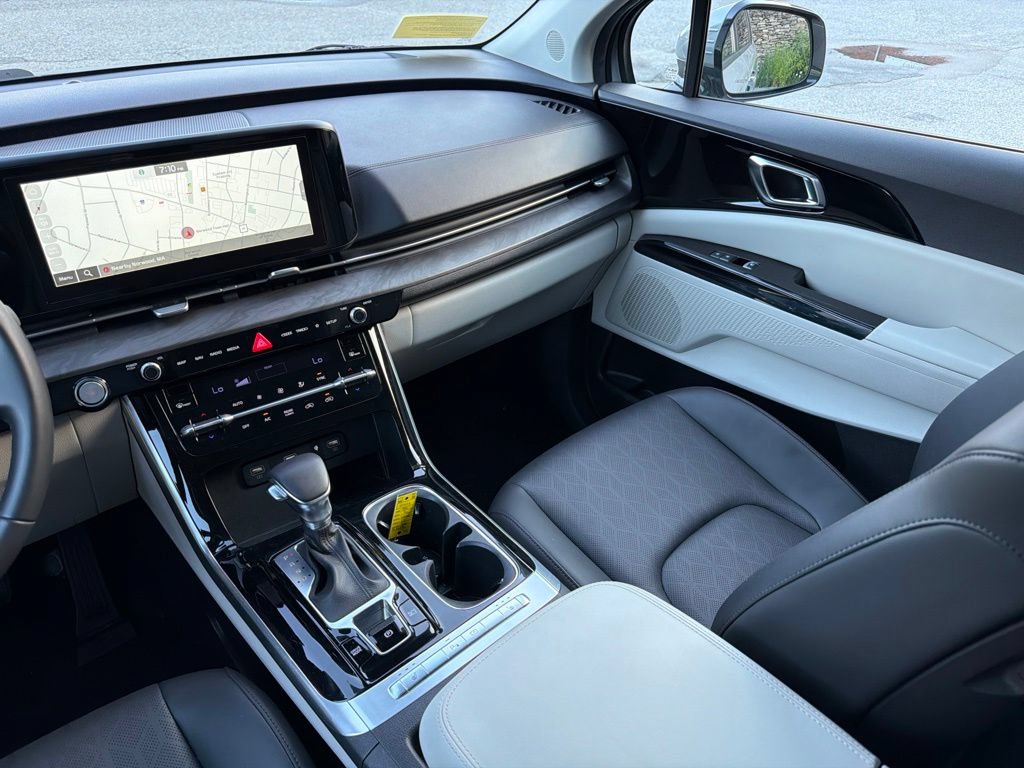 Certified 2024 Kia Carnival EX FWD image 27