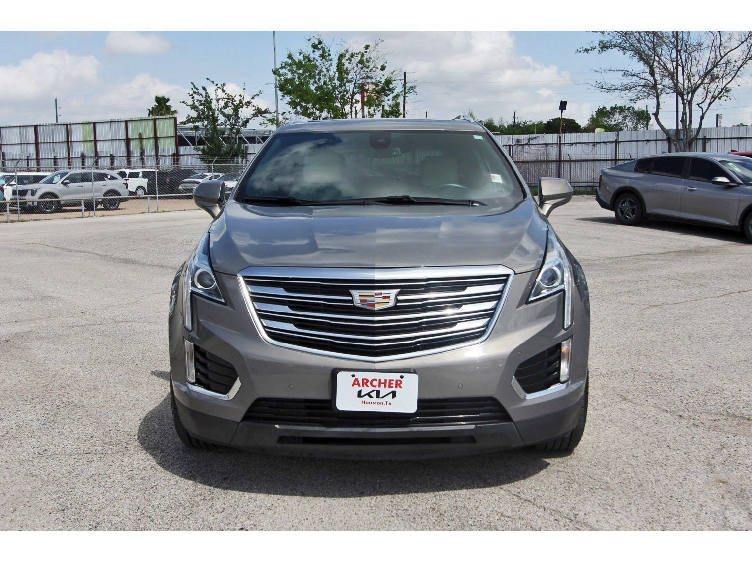 Used 2017 Cadillac XT5 Luxury w/ Driver Awareness Package video 2