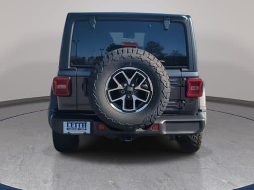 Used 2025 Jeep Wrangler Unlimited Rubicon image 6