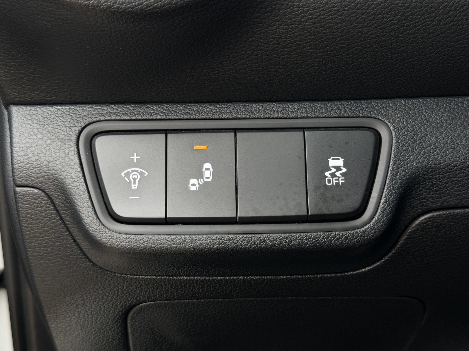 Used 2024 Kia Forte GT-Line w/ GT-Line Premium Package FWD image 24