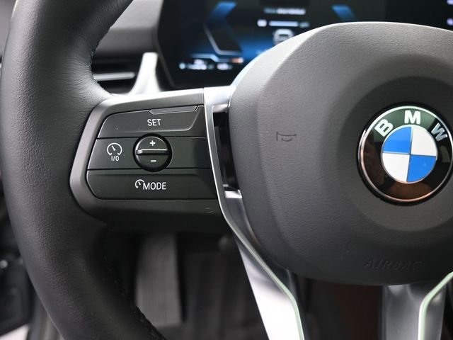 Used 2025 BMW X2 xDrive28i image 2